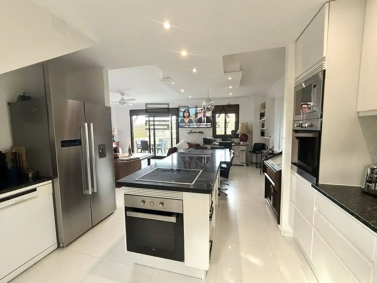 Chalet con piscina en venta en Urb. las Cabañas de Riviera, imagen 11