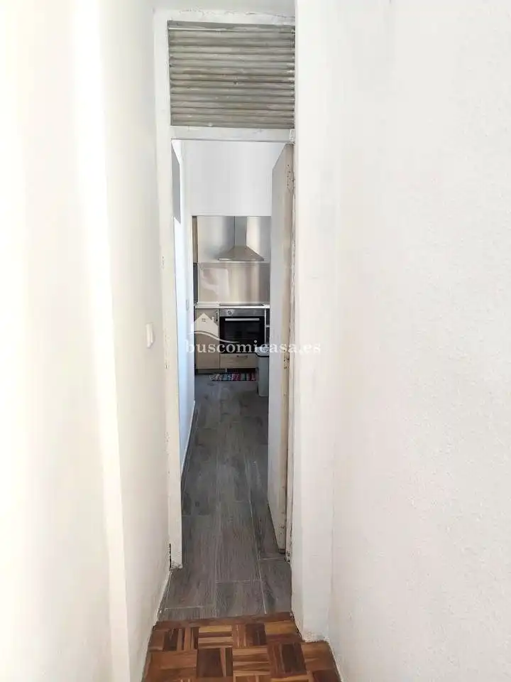 Room in Ruiz Jiménez, Avda de Madrid - Pº de la Estación