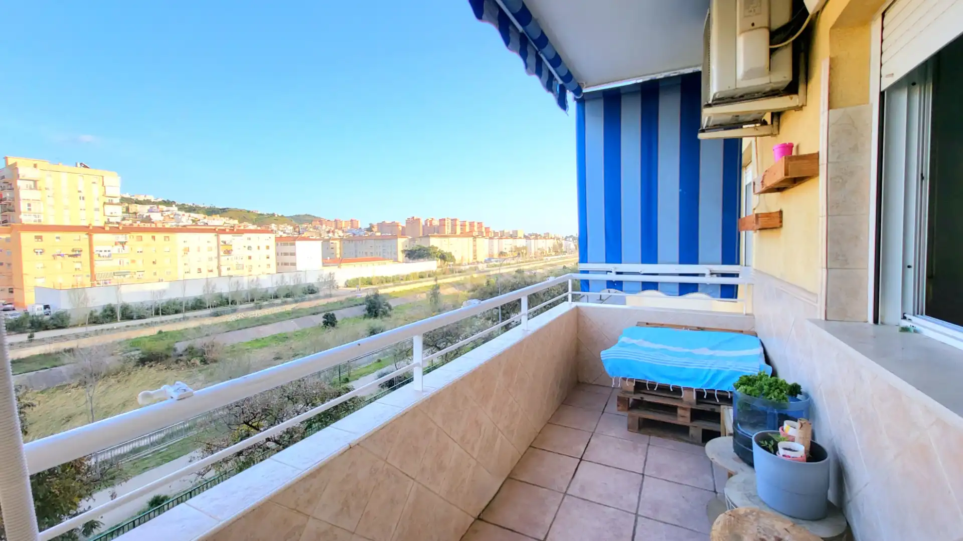 Balcony of Flat for sale in Málaga  with Air Conditioner, Heating and Terrace