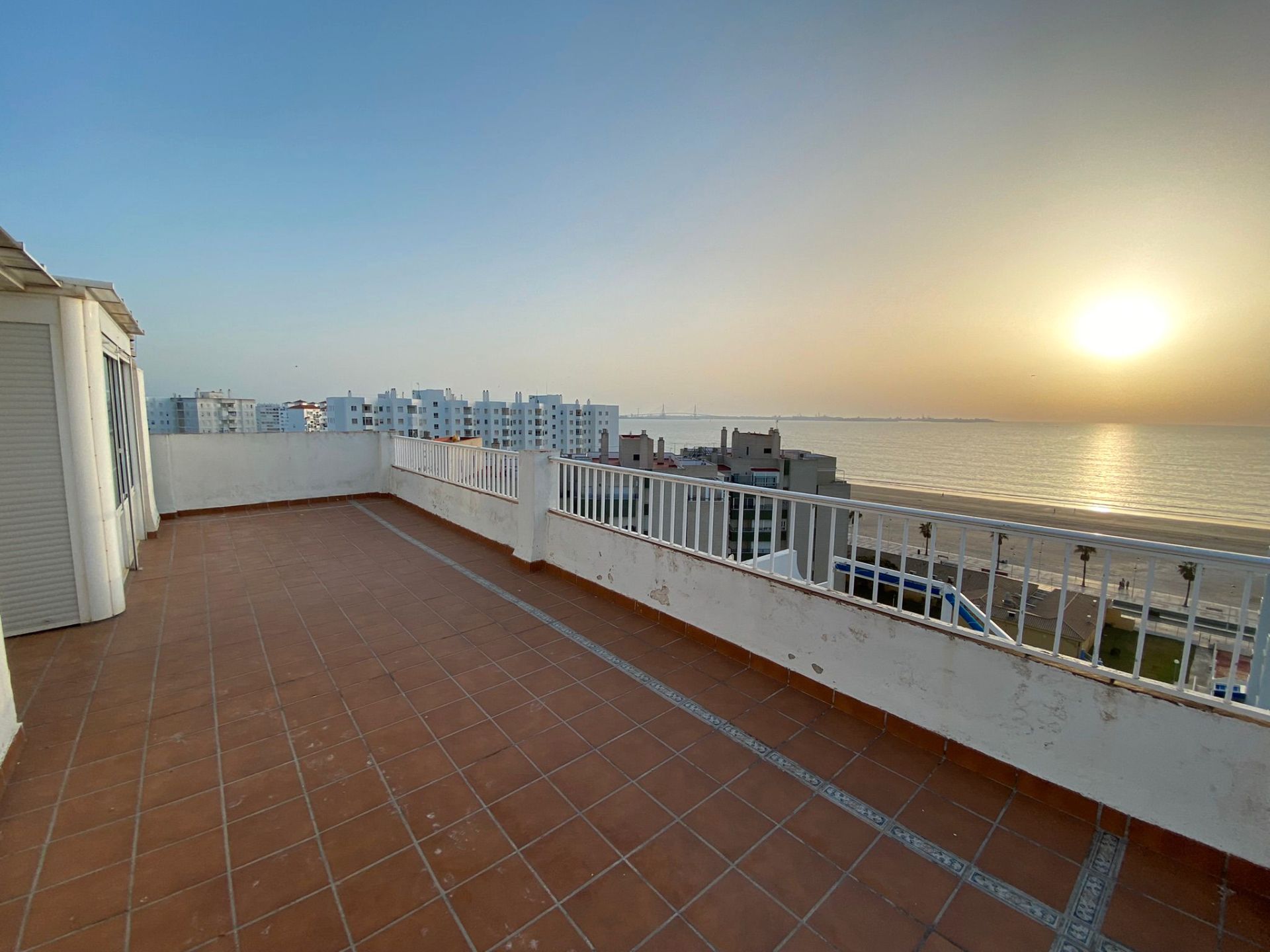 Terrassa de Pis de lloguer en El Puerto de Santa María amb Aire condicionat, Calefacció i Terrassa