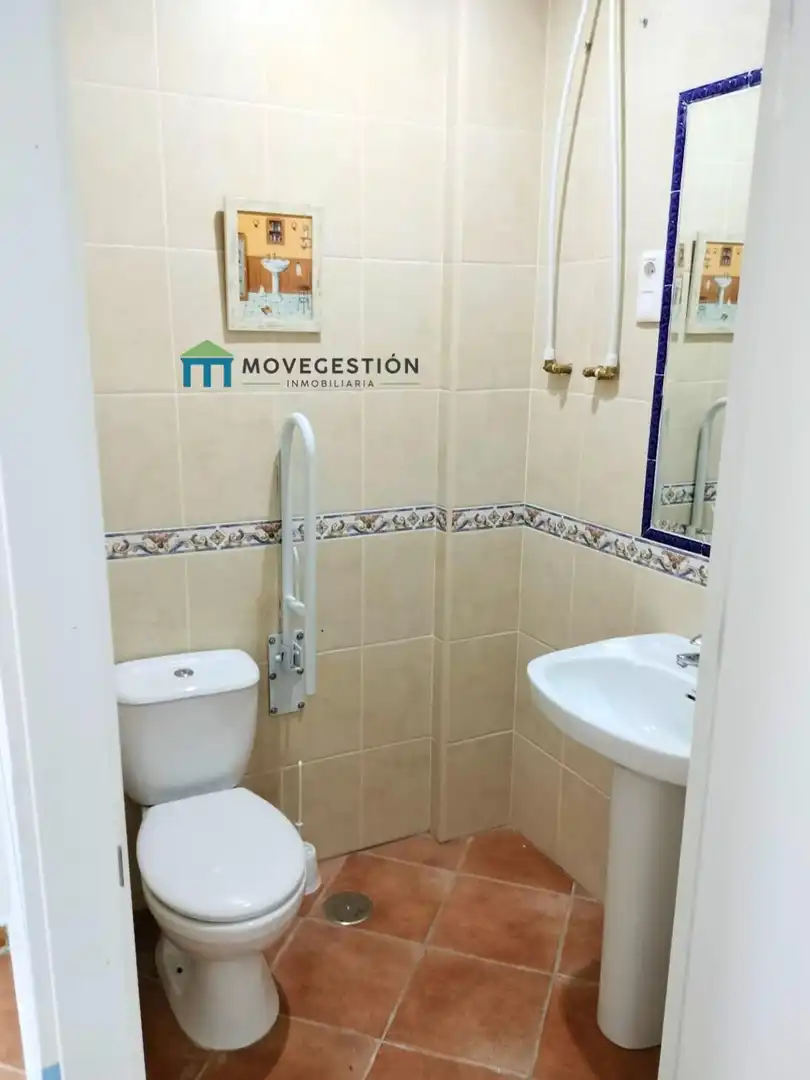 Local comercial en venda a Villamartín, imagen 6