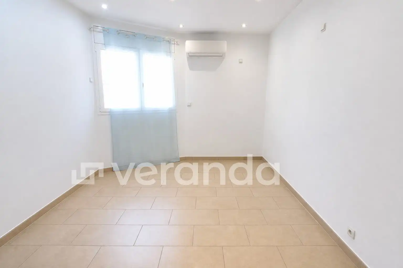 Ground floor for sale in Ripollet  with Air Conditioner, Heating and TV