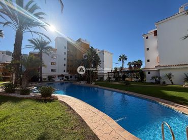 Attico con piscina in vendita a La Ola