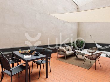 Appartement compact avec ascenseur à louer à Carrer del Consell de Cent
