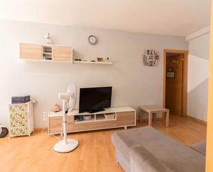 Living room of Flat for sale in Riudoms  with Air Conditioner, Heating and Parquet flooring
