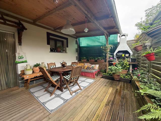Casa adosada en Venta en Barrio elizmendi en Asteasu