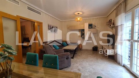 Foto 2 de Casa adosada en venda a Olivar de Quintos, Montequinto