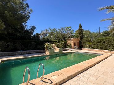 Detached house with balcony for sale in Calle Coto-Romeros