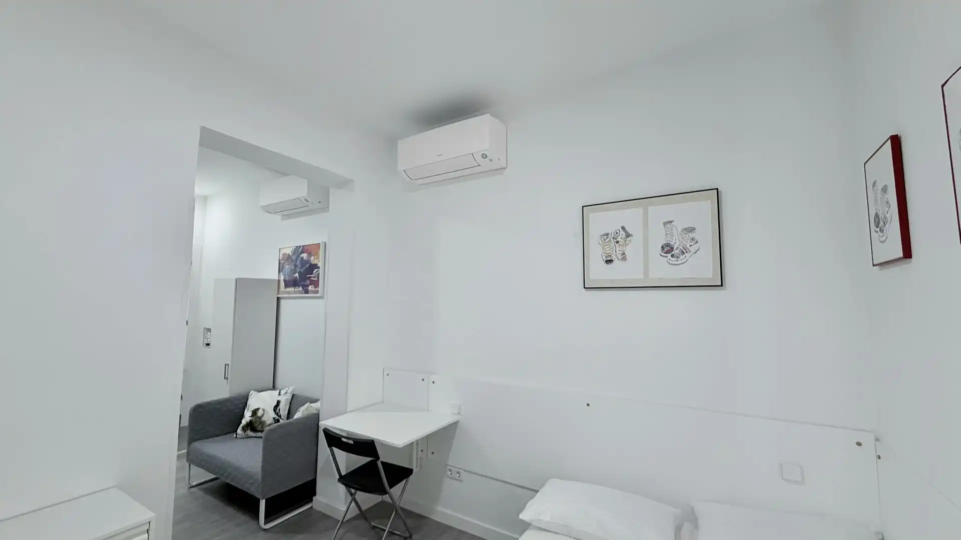 Bedroom of Flat for rent in Madrid  with Air Conditioner, Heating and Furnished