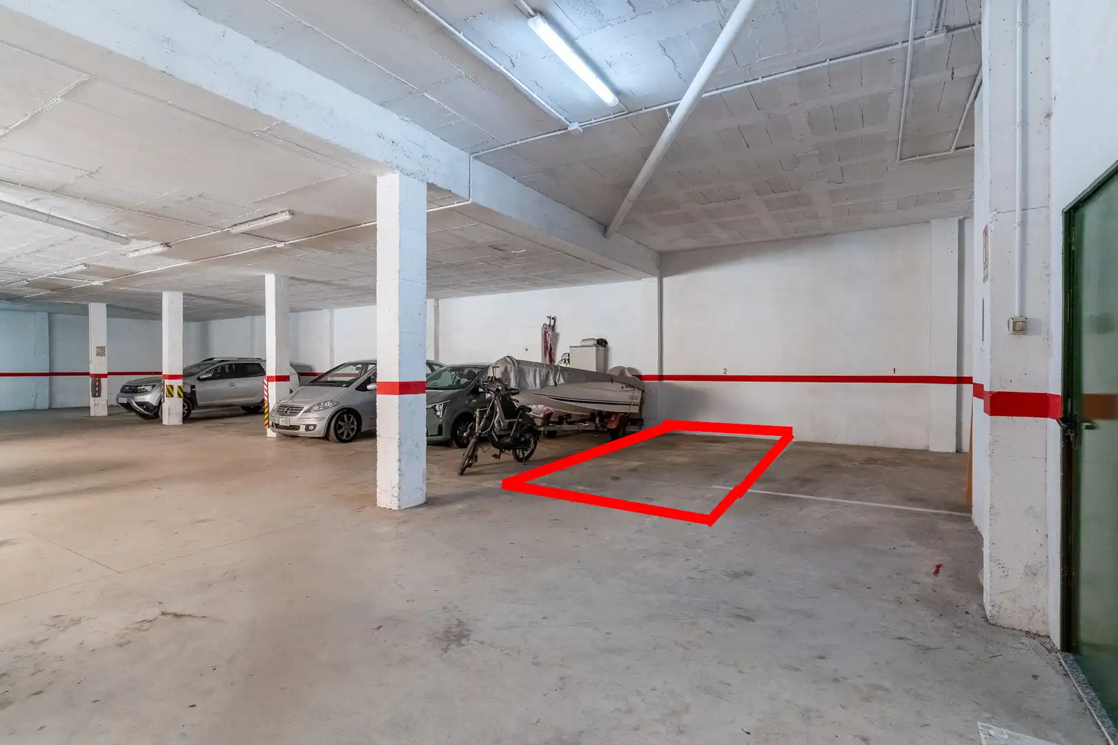 Parking de Dúplex en venta en L'Ampolla con Aire acondicionado, Calefacción y Terraza