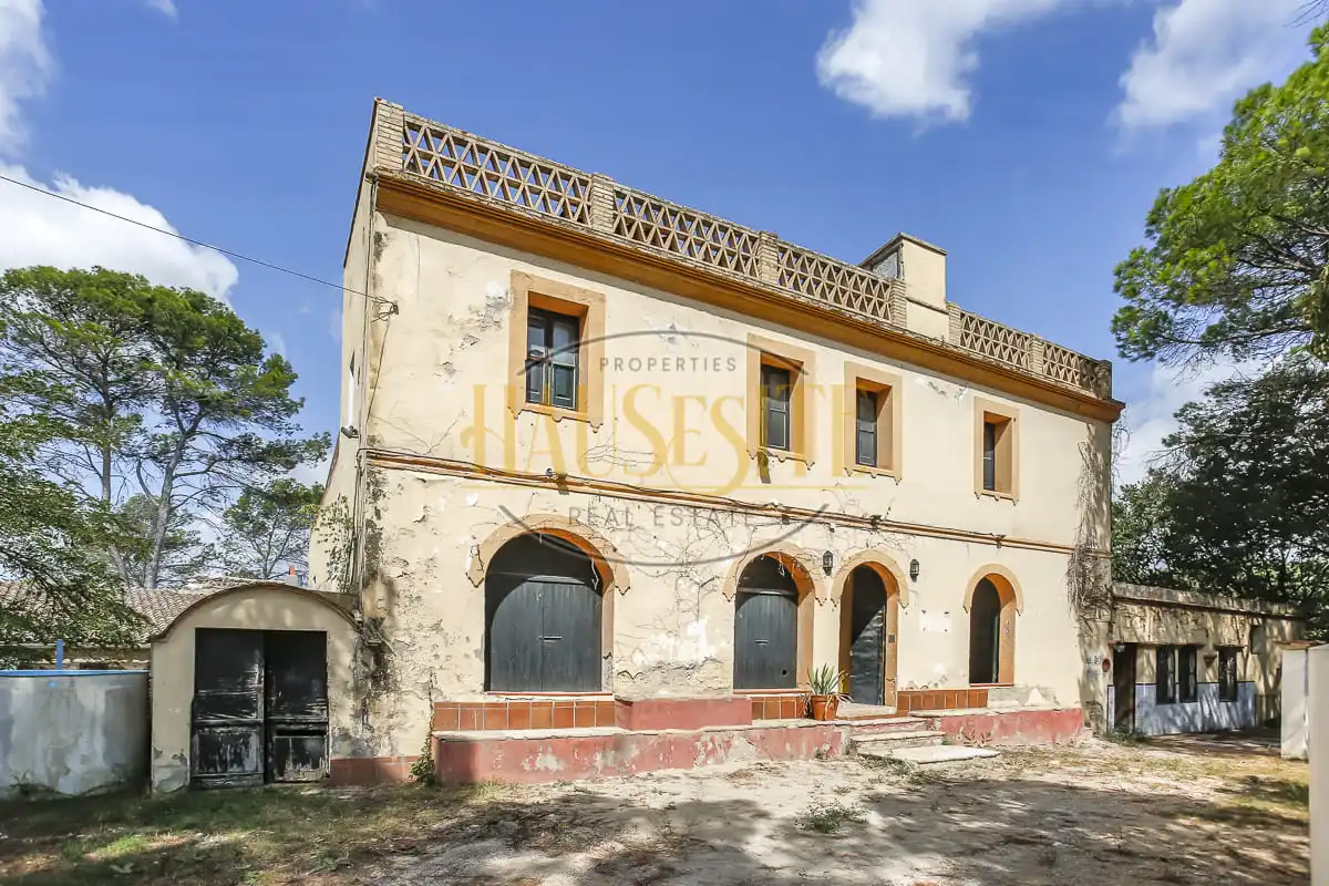 Country homes for sale in Torrelavit
