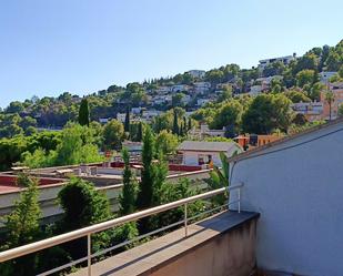 Exterior view of Single-family semi-detached to rent in Sitges  with Balcony