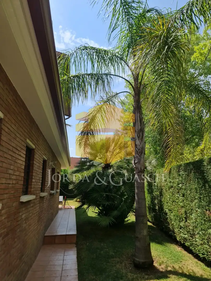 Garden of Houses for sale in Sant Cugat del Vallès  with Air Conditioner, Heating and Private garden