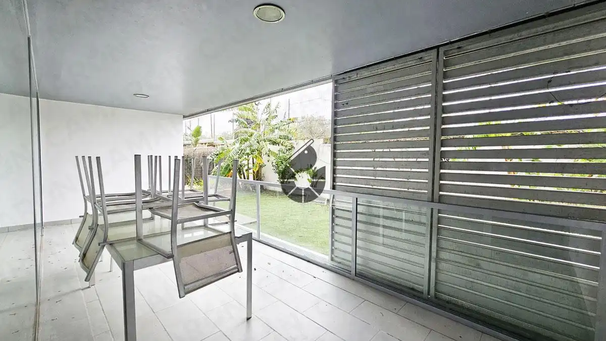 Terraza de Piso en venta en Mairena del Aljarafe con Aire acondicionado, Trastero y Piscina comunitaria