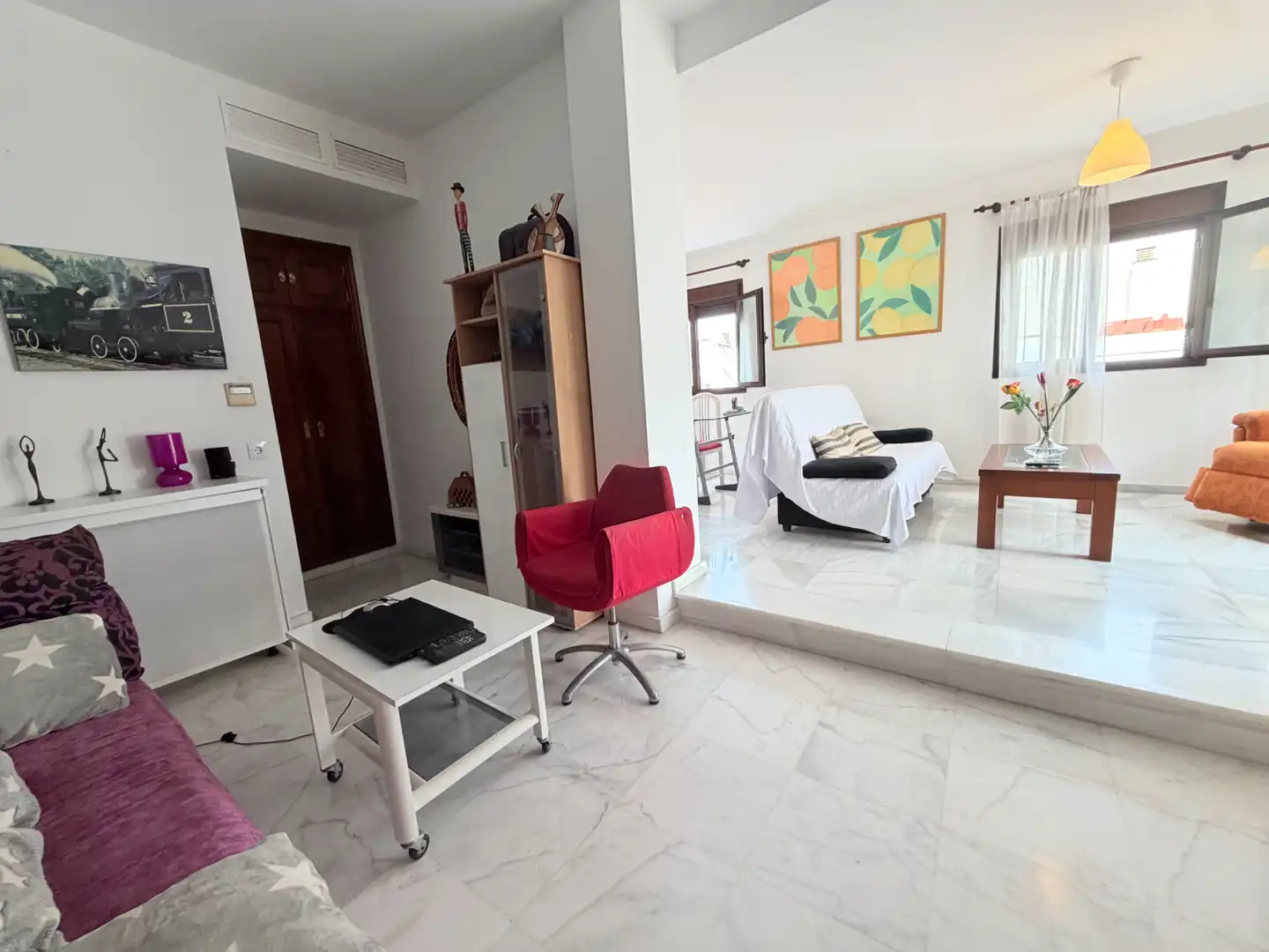 Sala d'estar de Àtic en venda en Casco Antiguo