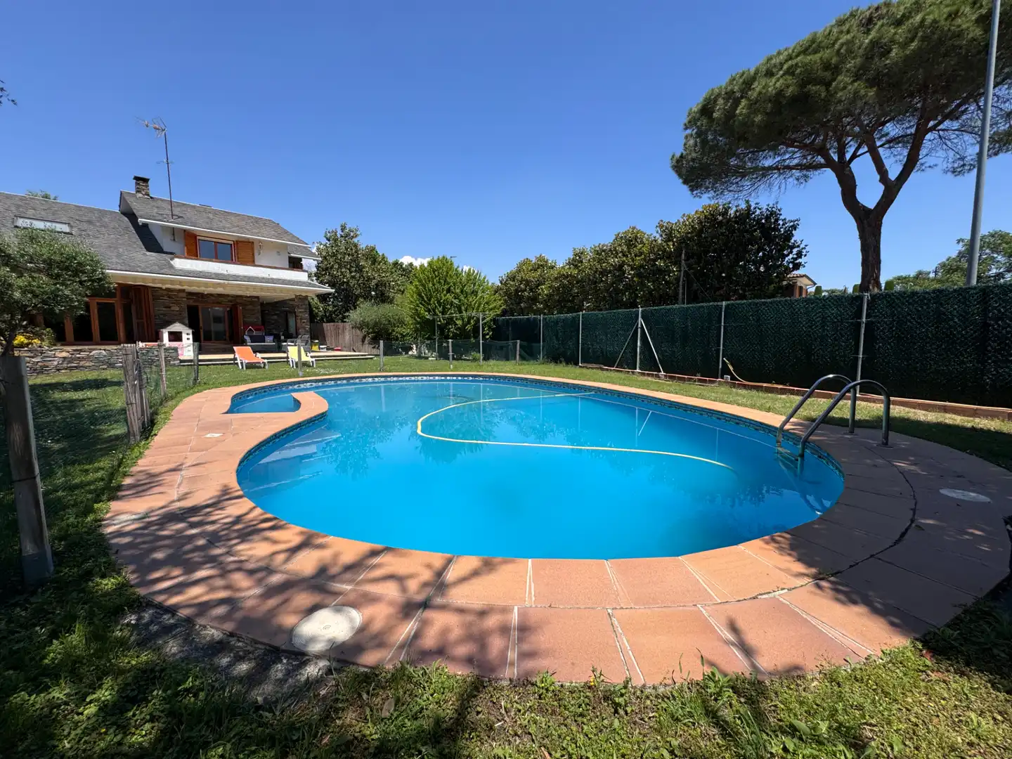 Piscina de Casa o chalet en venta en Cardedeu con Aire acondicionado, Calefacción y Jardín privado