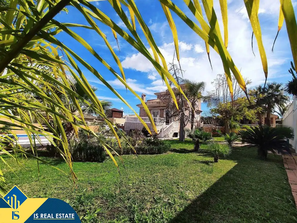 Chalet con piscina en venta en Los Balcones - Los Altos, imagen 50