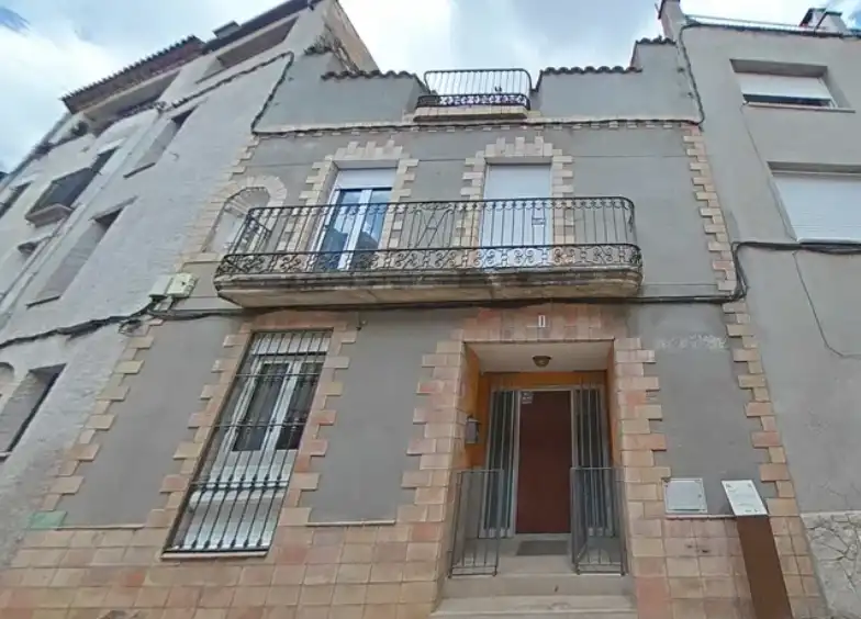 Vista exterior de Casa o xalet en venda en Vallbona d'Anoia amb Terrassa i Alarma