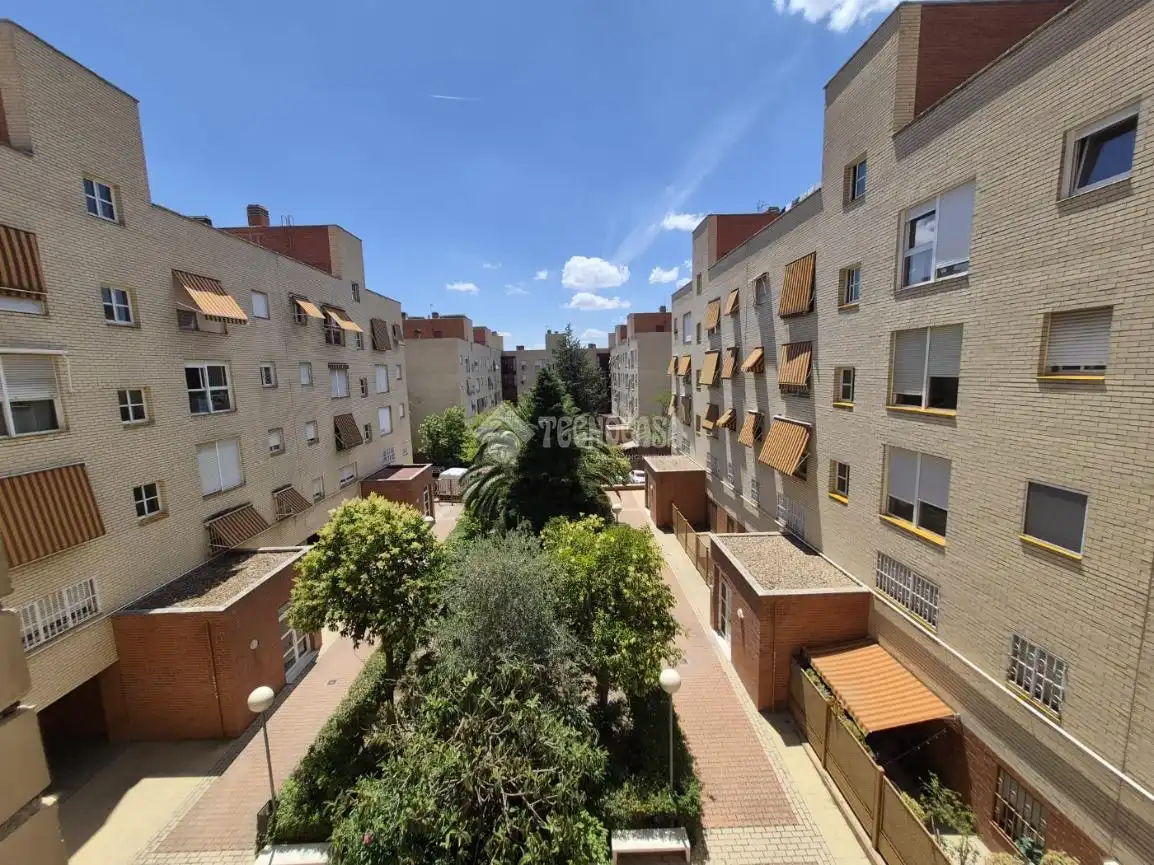 Exterior view of Flat for sale in Madrid