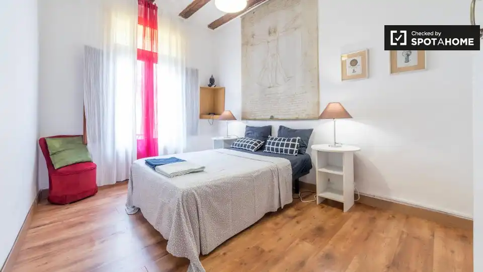 Appartamento con terrazza in affitto a Ciutat Vella, imagen 12