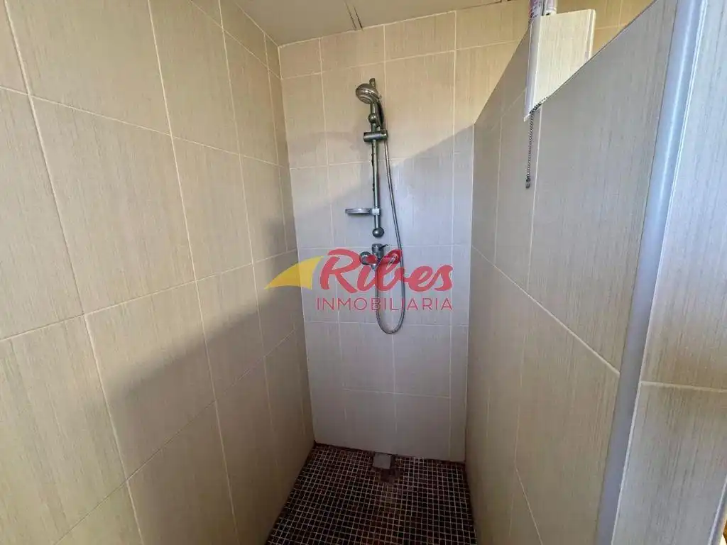 Bathroom of Houses for sale in Cullera