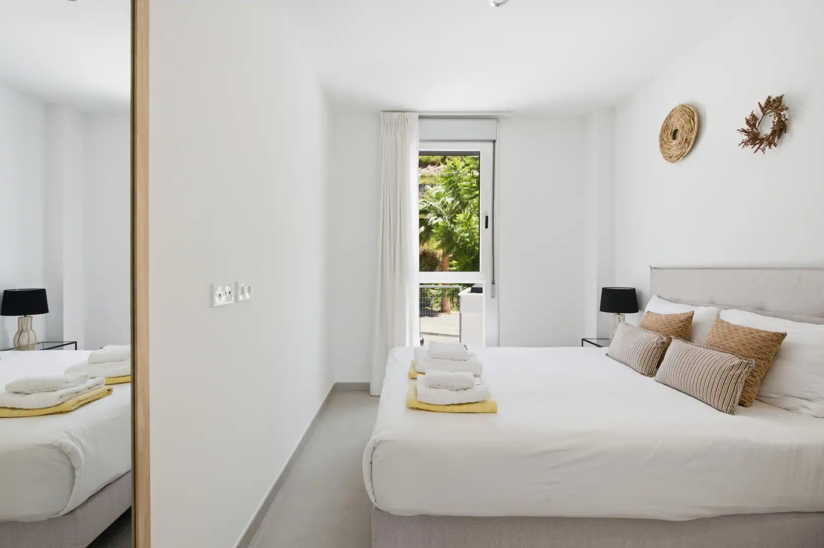 Habitación de Ático en venta en Estepona con Aire acondicionado, Terraza y Piscina