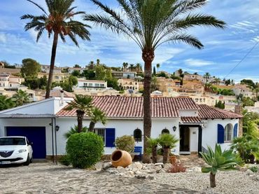 Villa con giardino in vendita a Canuta