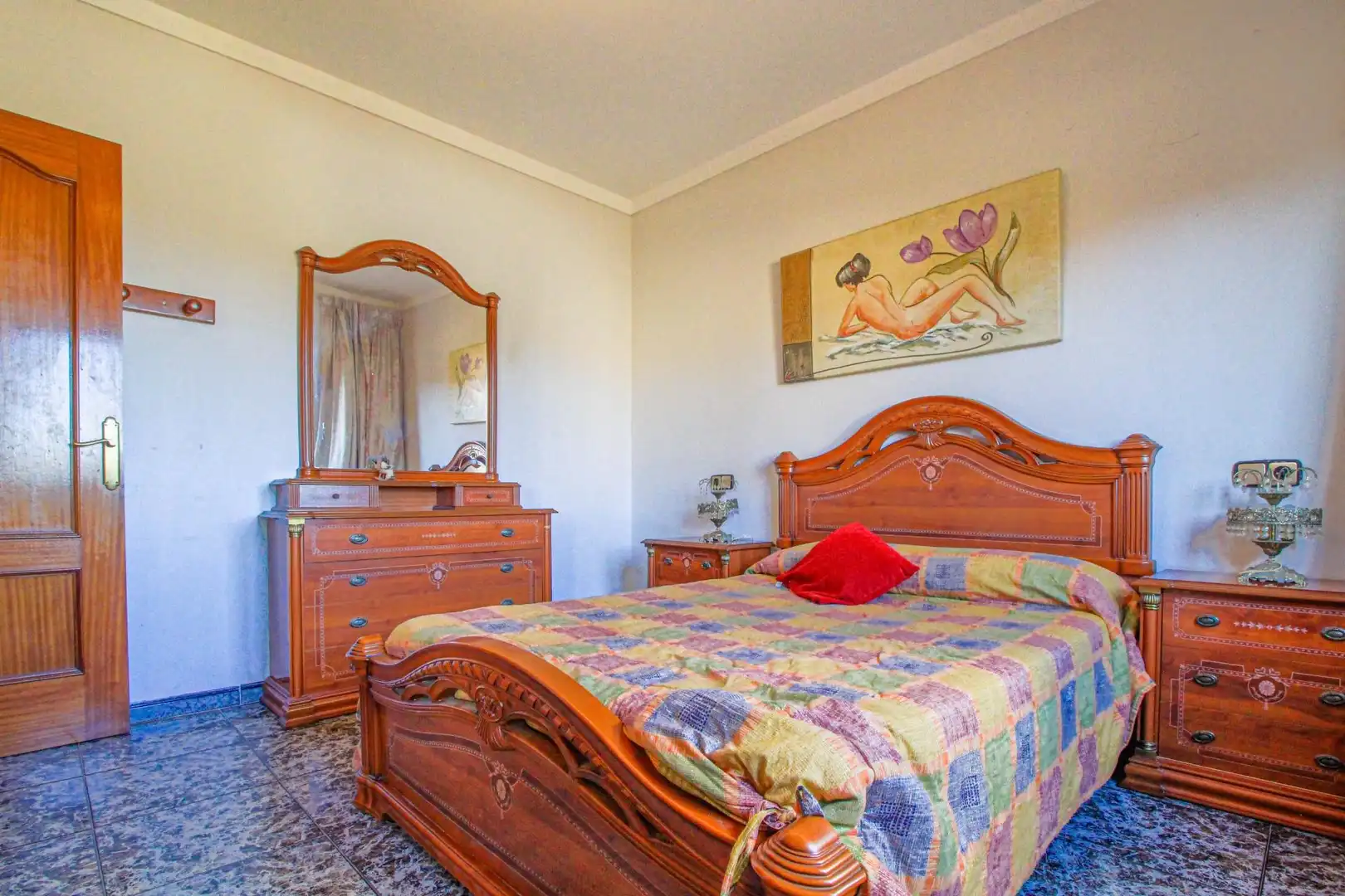 Dormitori de Casa adosada en venda en Cabanes (Girona) amb Jardí privat, Traster i Moblat