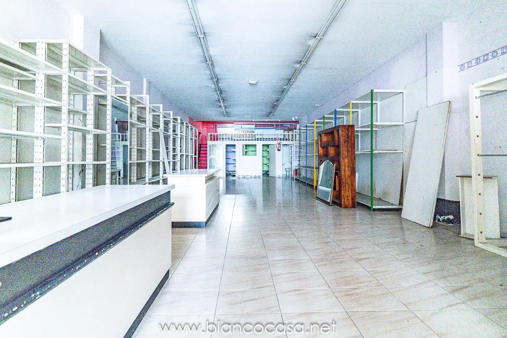 Local commercial à vendre à Carballo, imagen 2