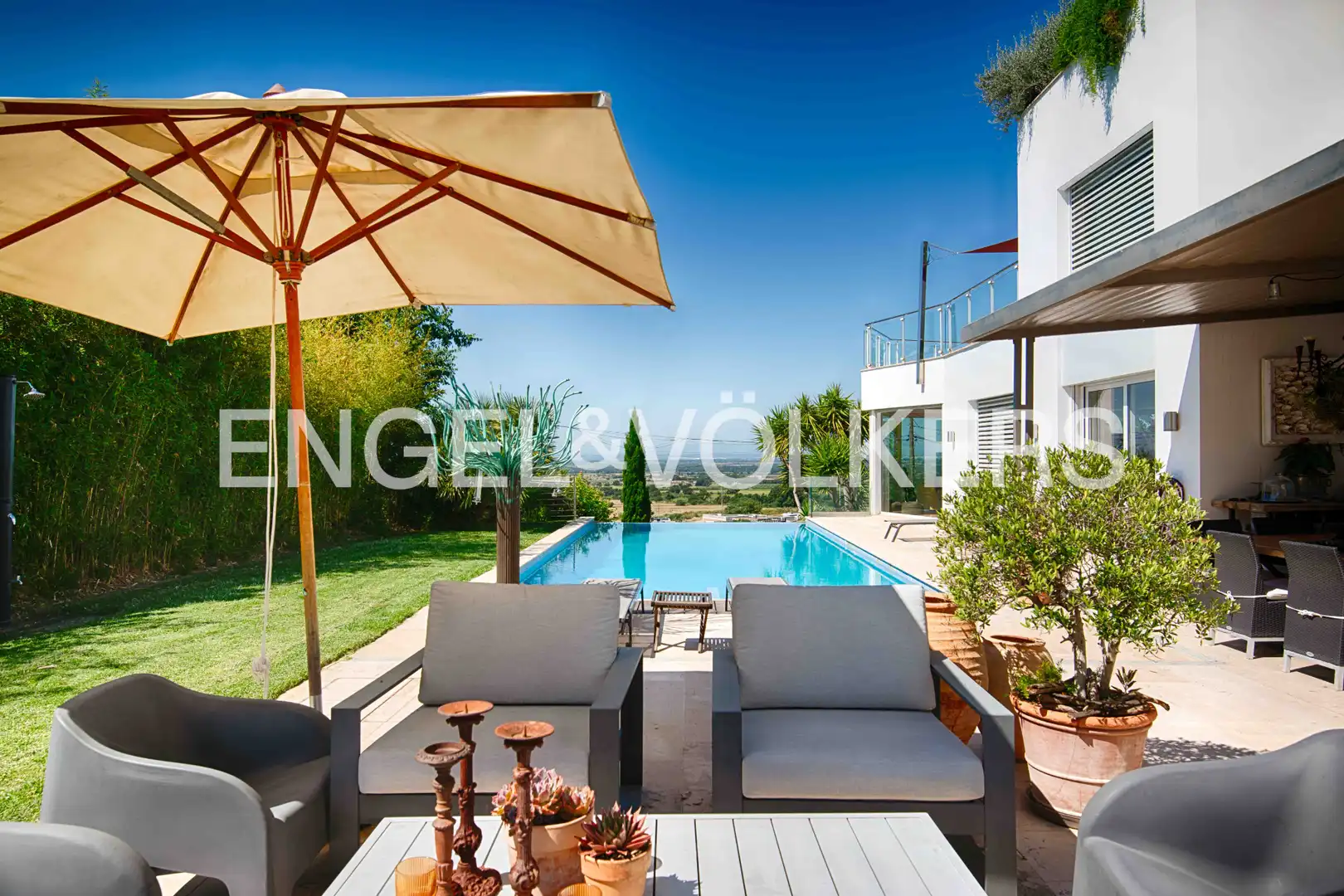 Haus mit Pool zum Verkauf in Carrer Holanda, imagen 8