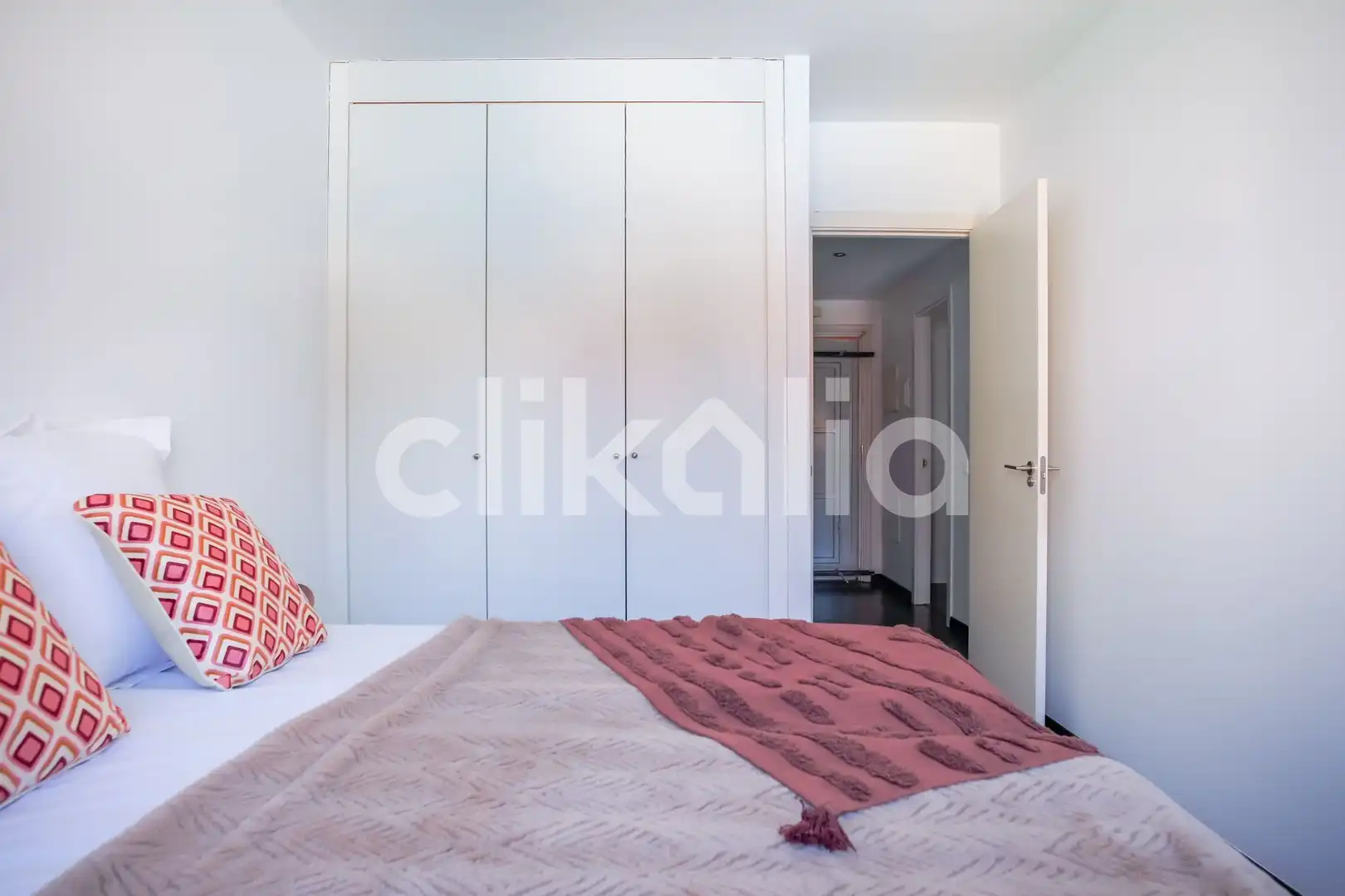 Habitación de Piso en venta en Torrejón de Ardoz con Calefacción, Trastero y Piscina