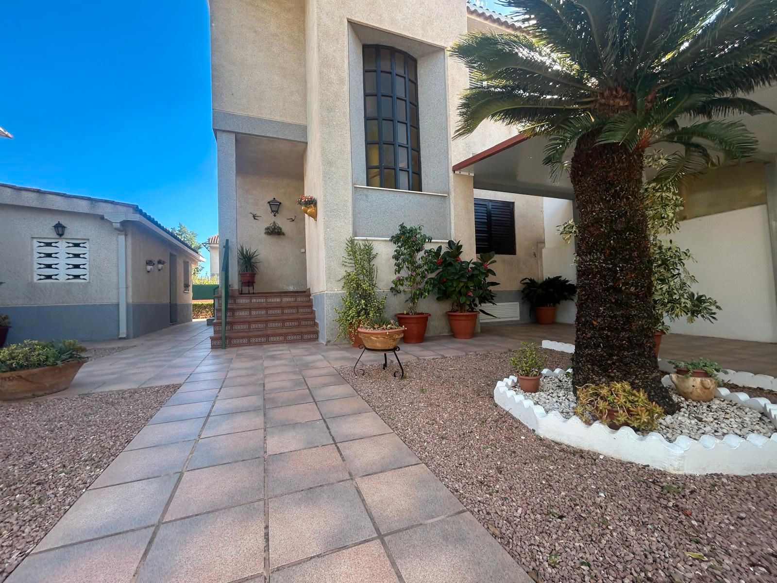 Exterior view of House or chalet for sale in Catarroja  with Terrace and Storage room