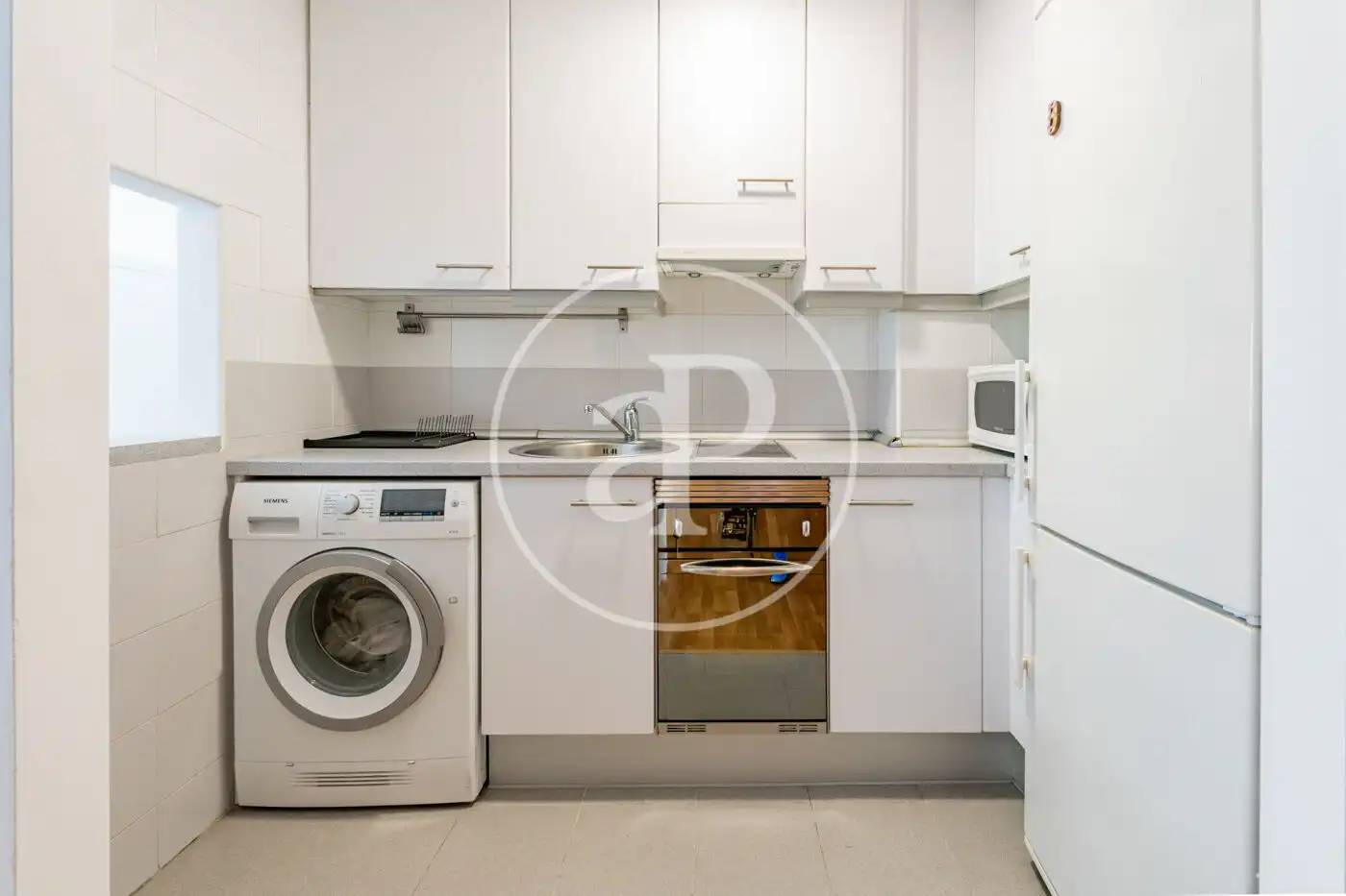 Küche von Wohnung zum Verkauf in Madrid mit Klimaanlage, Heizung und Privatgarten