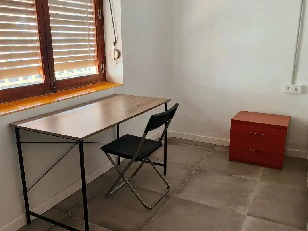 Erdgeschoss zur Miete in Calle Alfonso XIII, 50, Centro