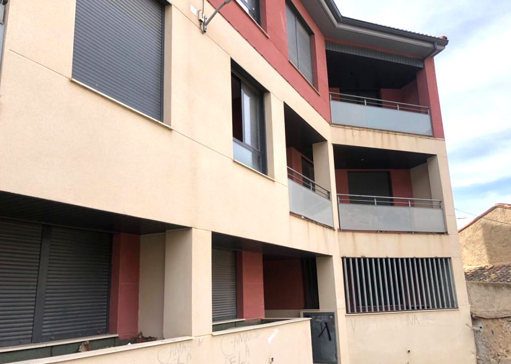 Flat for sale in Cadrete