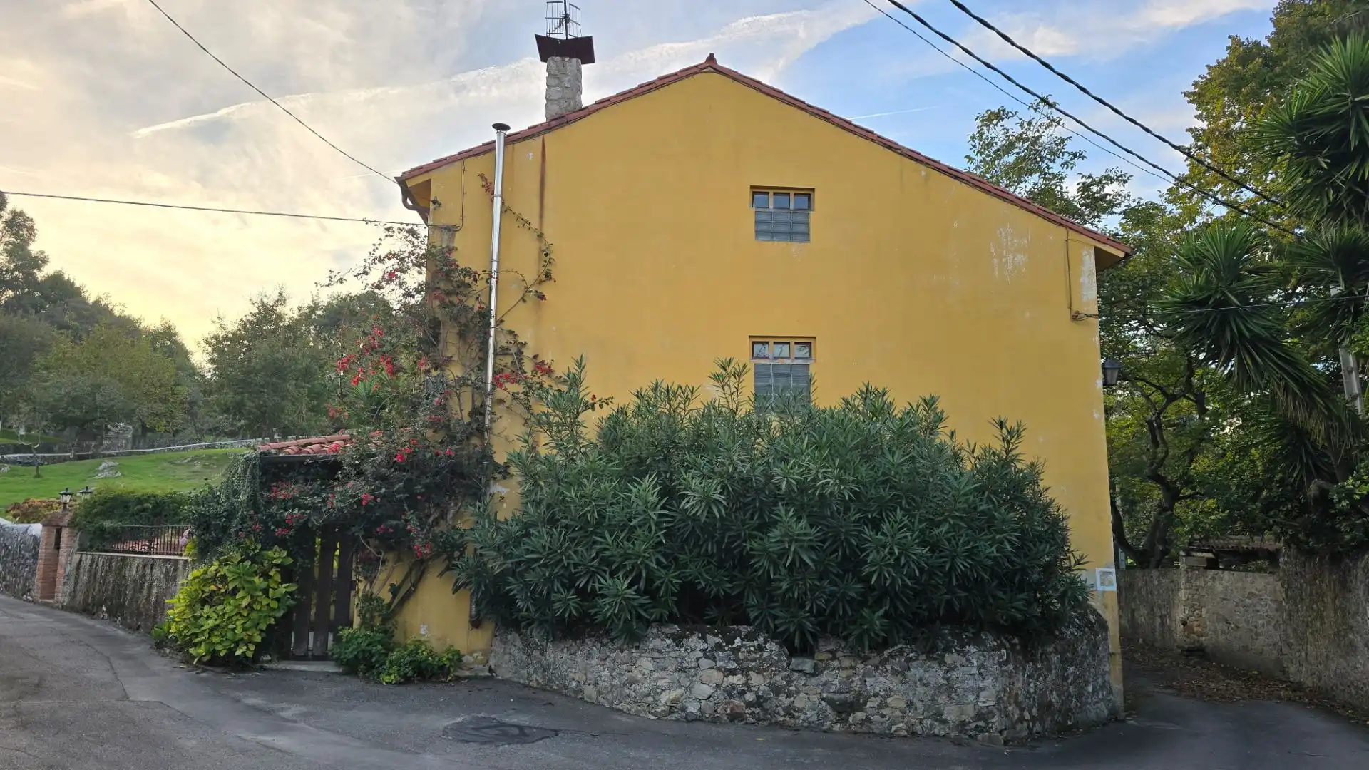 Vista exterior de Casa o chalet en venta en Llanes con Calefacción y Terraza