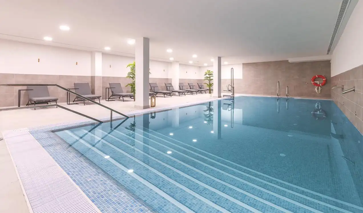 Ático con piscina en venta en El Faro de Calaburra - Chaparral, imagen 41