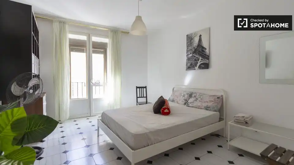 Room in Justicia - Chueca