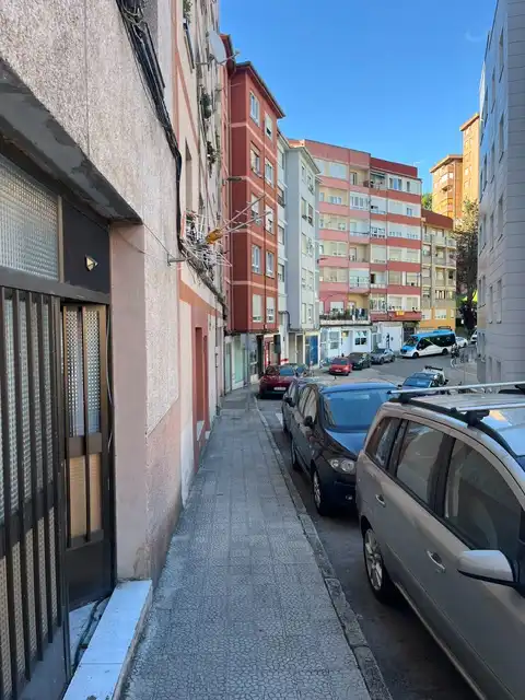 Gewerbefläche zum Verkauf in Calle Juan XXIII 8, imagen 2