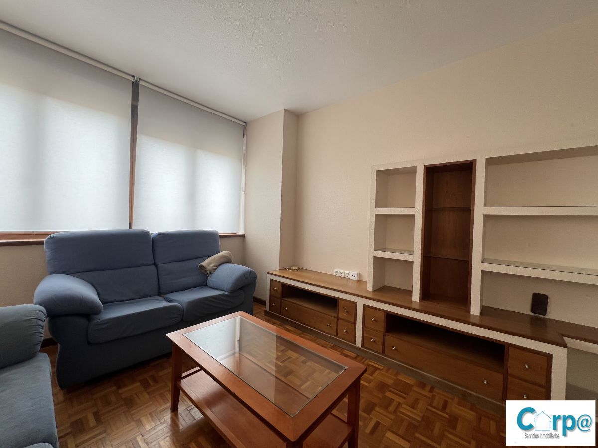 Sala de estar de Piso de alquiler en Puente la Reina / Gares con Calefacción, Parquet y Trastero