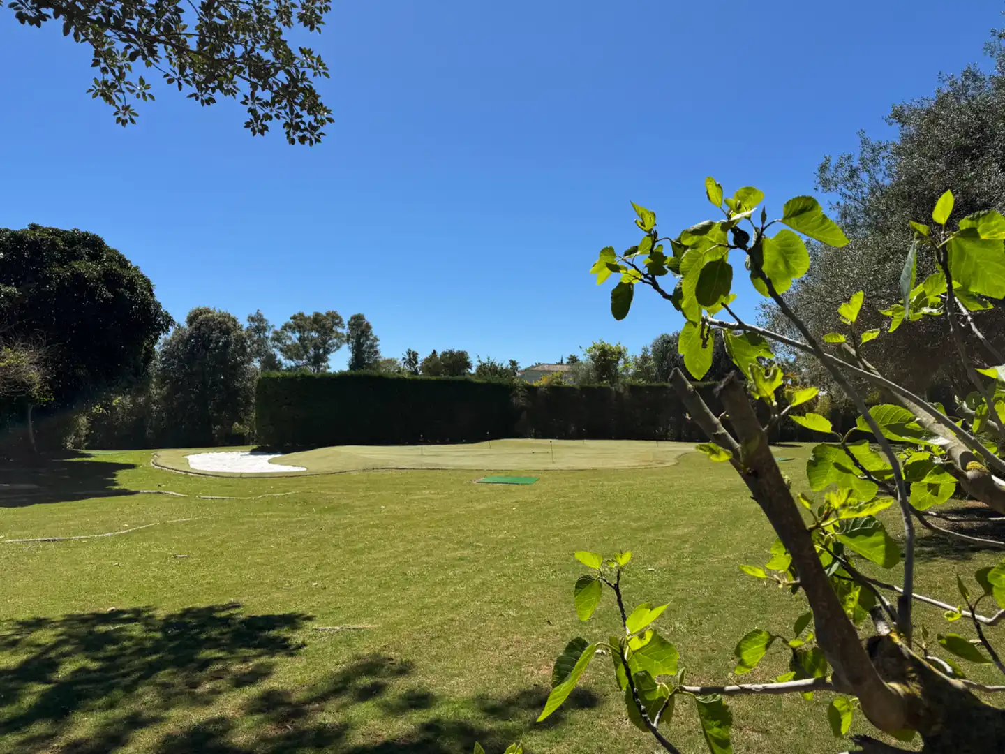 Garden of Flat for sale in Sotogrande  with Air Conditioner, Heating and Private garden