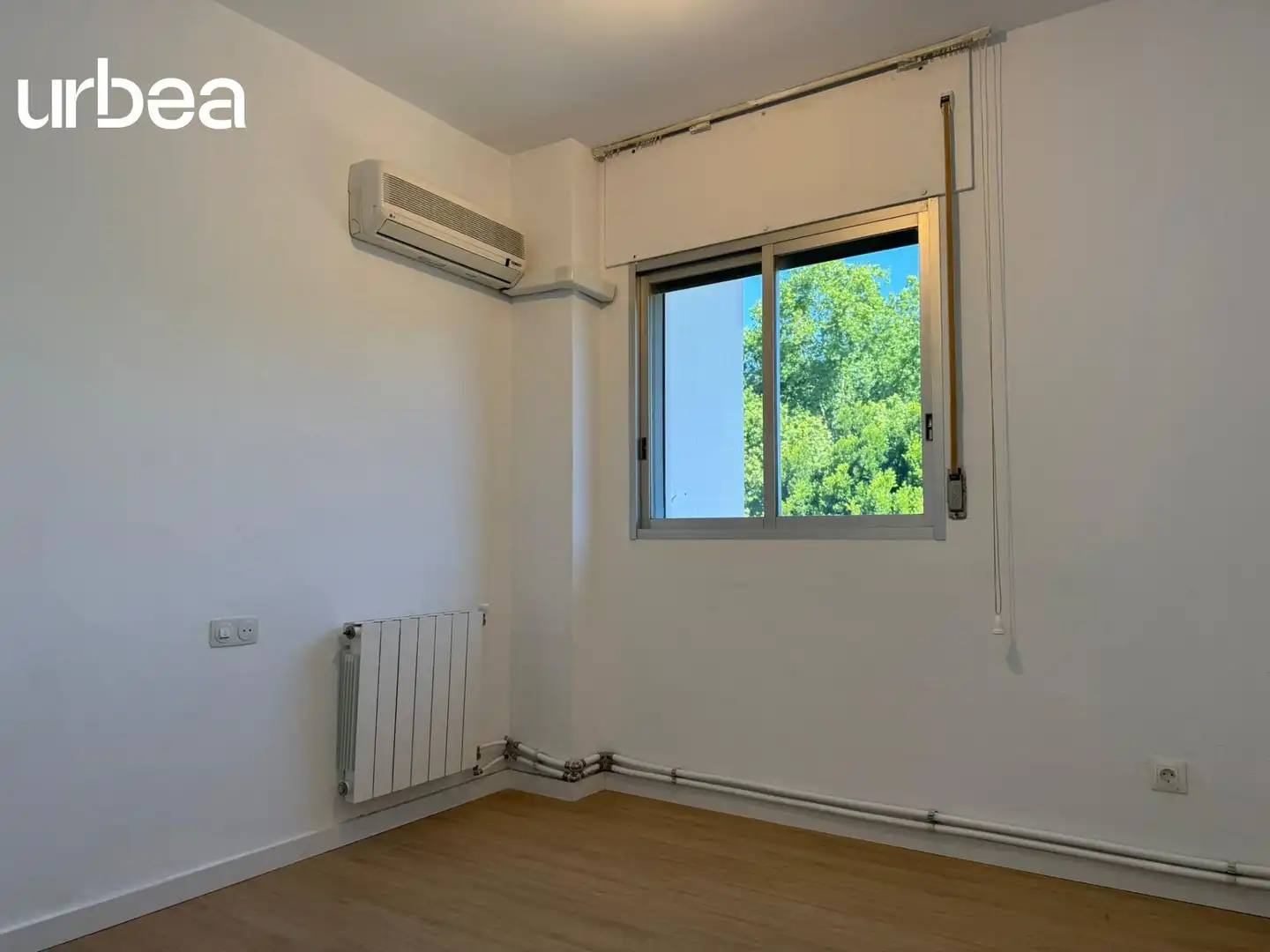 Bedroom of Flat for sale in Málaga  with Air Conditioner, Heating and Private garden