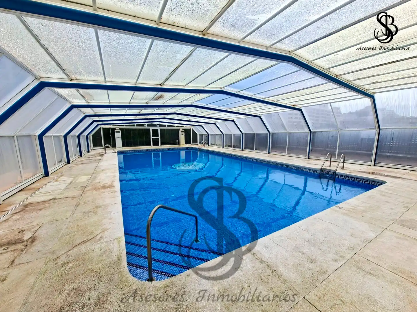 Piscina de Dúplex en venta en Villajoyosa / La Vila Joiosa con Aire acondicionado, Calefacción y Amueblado