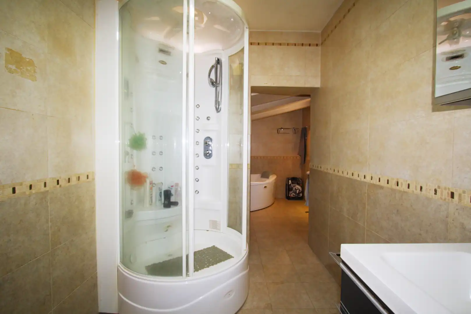 Bathroom of Houses for sale in Albacete  with Air Conditioner, Heating and Private garden