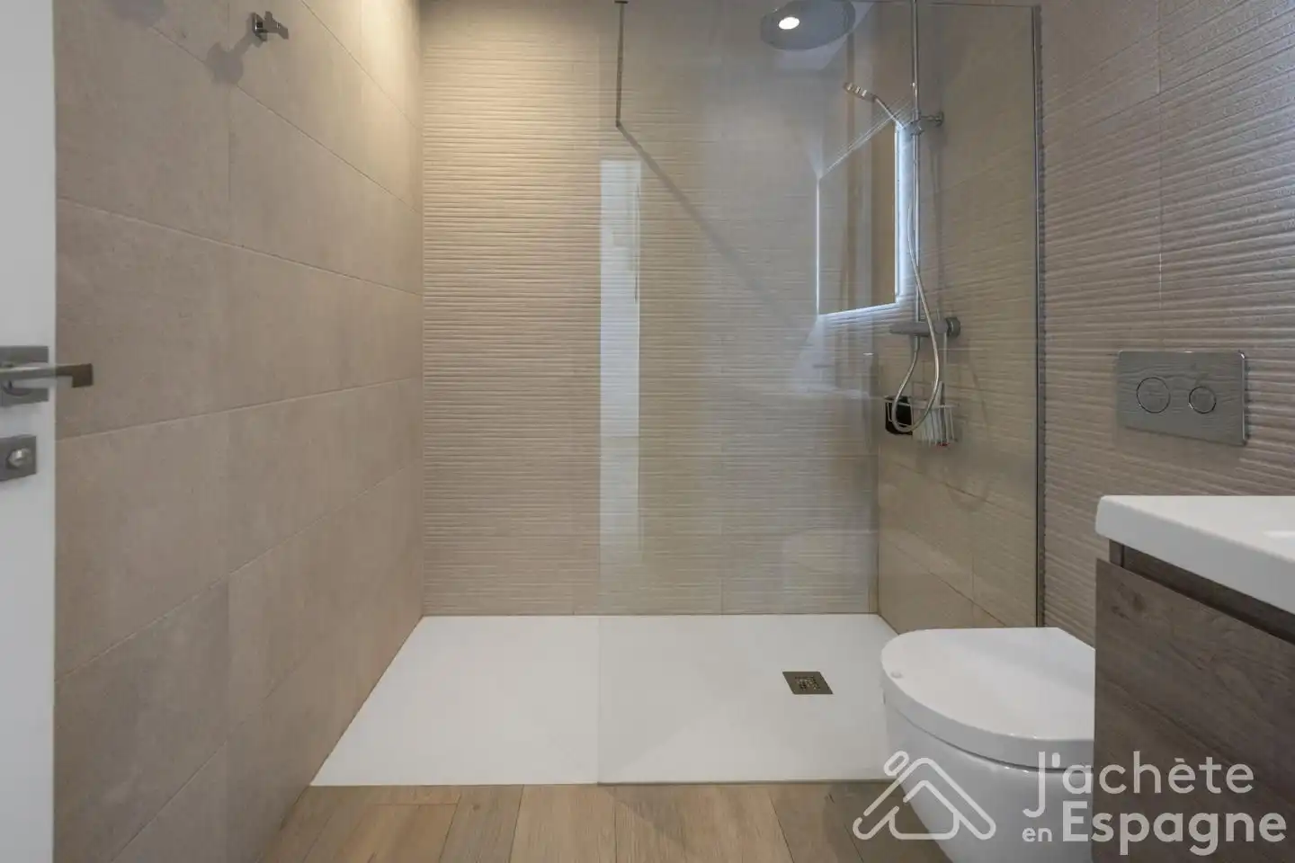 Haus mit Pool zum Verkauf in calle d'Equador, imagen 45