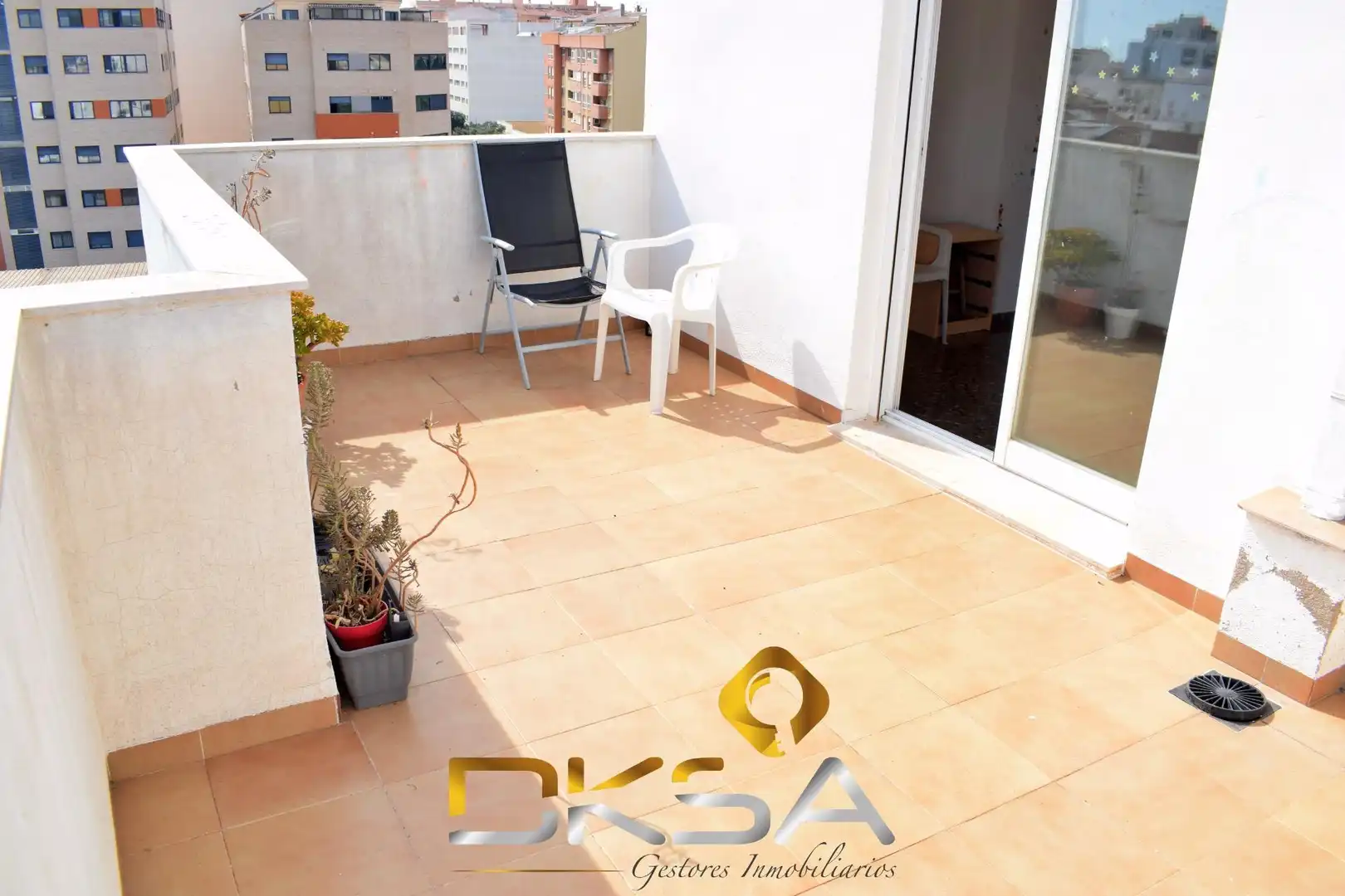 Ático con terraza en venta en Calle VALL D'UIXO, imagen 3