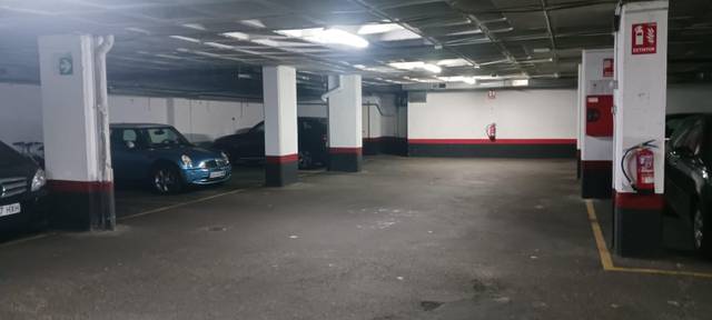 Garaje en Alquiler en Del Padre Damián en Hispanoamérica - Bernabéu