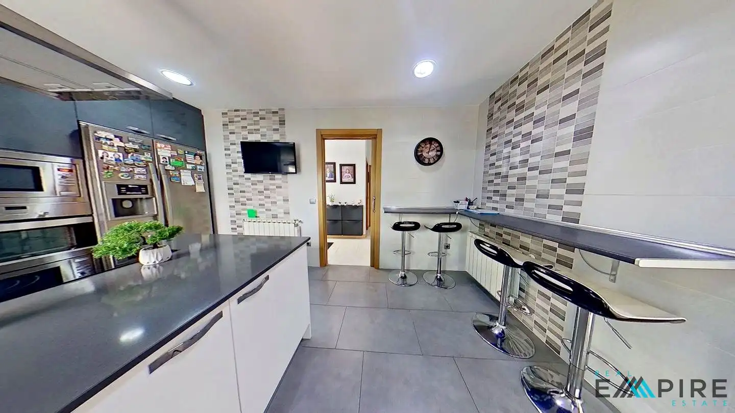 Semi-detached house with pool for sale in Ugena, imagen 33