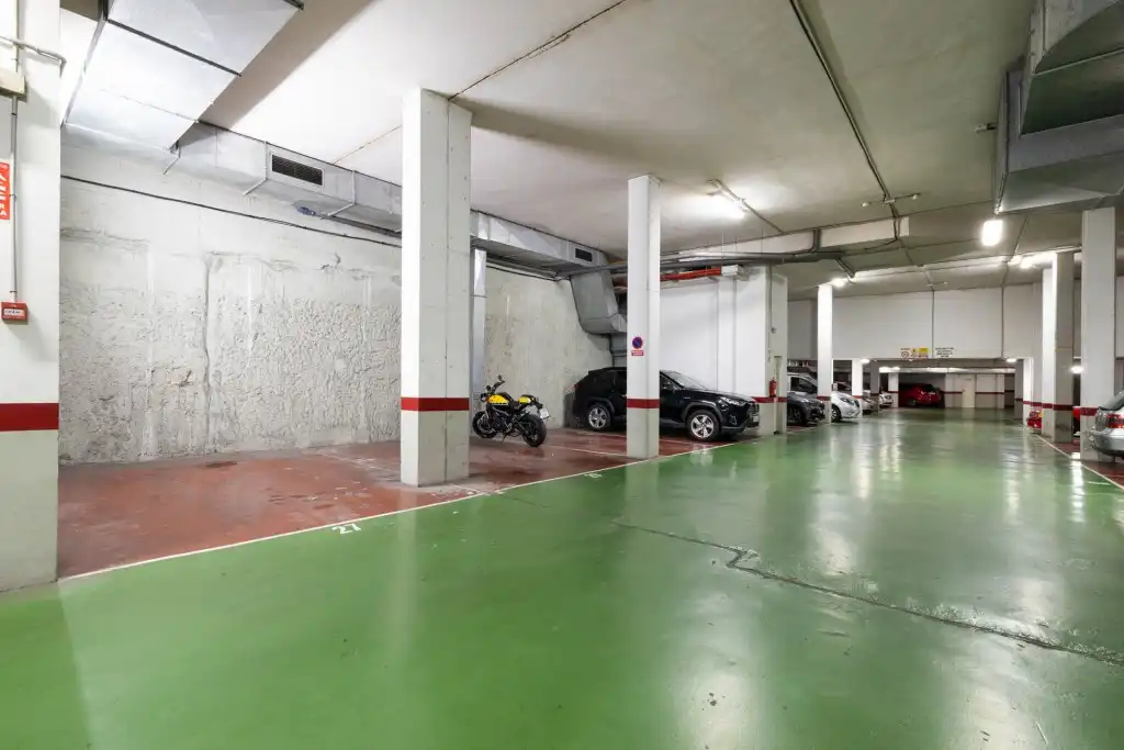 Parking de Apartamento en venta en  Palma de Mallorca con Aire acondicionado, Terraza y Trastero