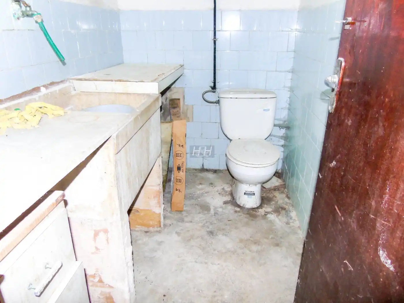 Baño de Local en venta en Burjassot